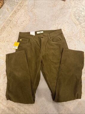 NWT Duck Head Men's Olive Corduroy Straight Jeans